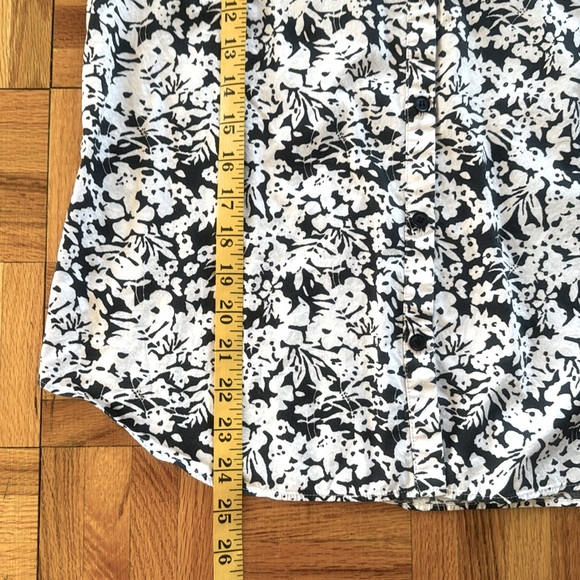 💕Lafayette 148 Blk/Wht Graphic Floral Print Cotton Button Up Shirt 6 EUC - Picture 9 of 11